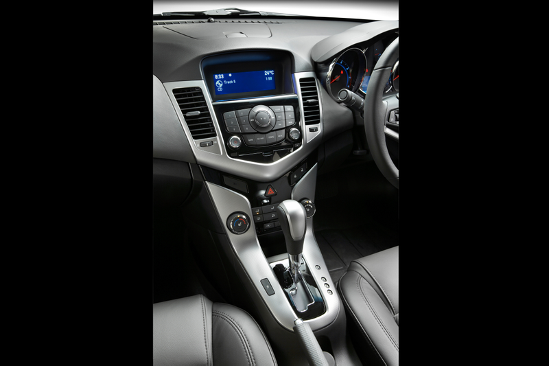 Illustration for article titled 2009 Holden Cruze: Econobox Heads Down Under